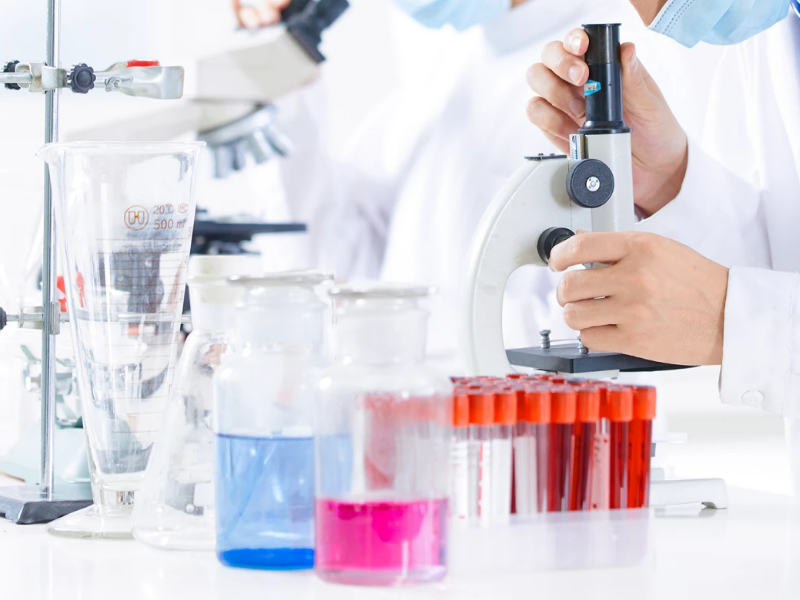 深圳正规亲子鉴定收费价格多少钱(2025年报价明细)